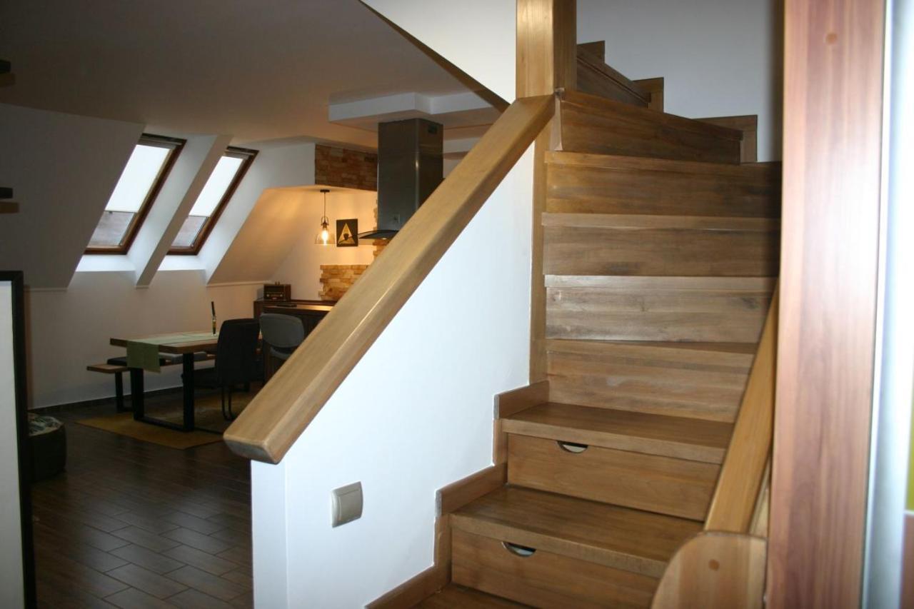 Enjoy 110Qm Apartment Im Historischen Zentrum Sopron Esterno foto